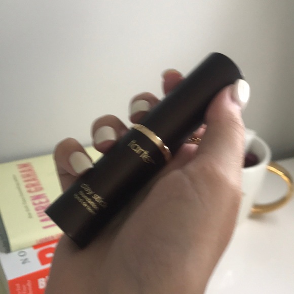 Tarte clay stick foundation in shade fair-light - Picture 2 of 4